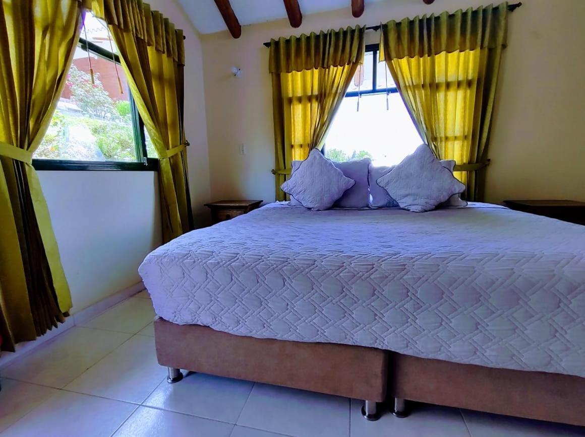 Hotel Cabanas San Cayetano Paipa Eksteriør bilde