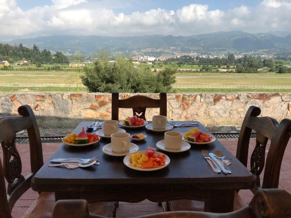 Hotel Cabanas San Cayetano Paipa Eksteriør bilde